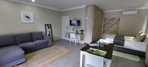 Botha's Hill Apartment | Studio 5 The Studios at Churchill