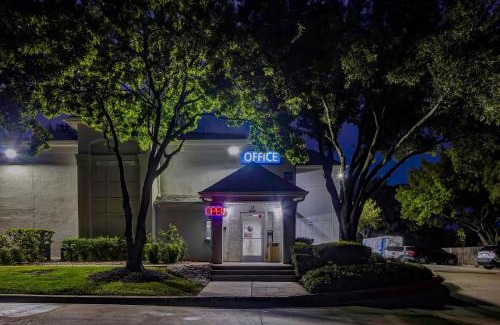 South Arlington Hotel | Studio 6-Arlington, TX - South - Dallas