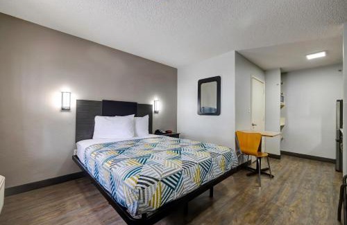 South Arlington Hotel | Studio 6-Arlington, TX - South - Dallas