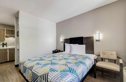 South Arlington Hotel | Studio 6-Arlington, TX - South - Dallas