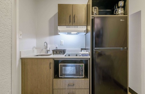 Columbus Hotel | Studio 6 Columbus, GA – Columbus Airport