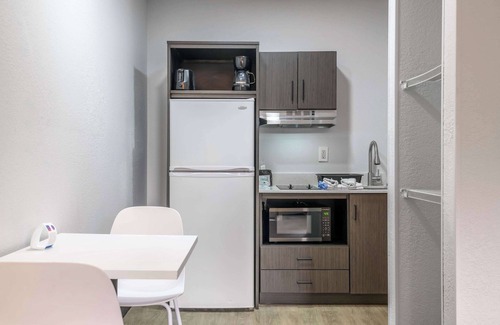 Columbus Hotel | Studio 6 Columbus, GA – Columbus Airport