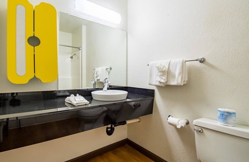 Cypress Hotel | Studio 6 Cypress, CA