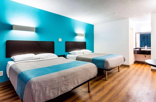 LaGrange Hotel | Studio 6 Lagrange, GA