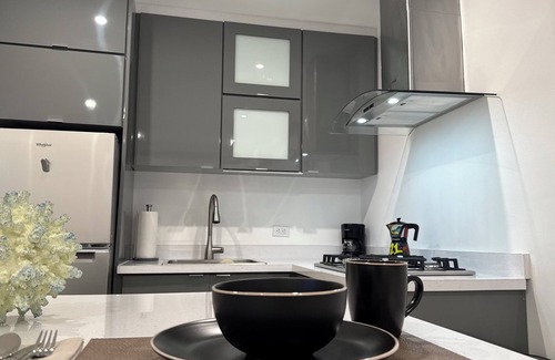 El Cinco Apartment | STUDIO 961nGreat location, minutes away from SJU airport, Old SJ, Shopping Malls