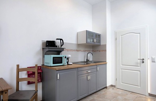 Ludwigsfelde Apartment | Studio Apartment 'Apartment 6 - Siethener See' with Shared Terrace and Wi-Fi
