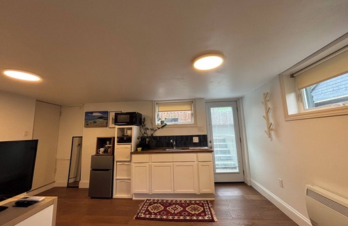 North End Apartment | Studio apartment in historic home in walkable west Halifax