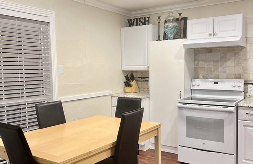 Westbury Apartment | Studio Apartment