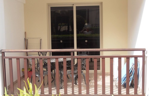 Peyia Town Apartment | Studio Apartment with aircon, WI-FI and large pool