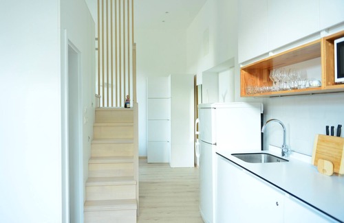 Split Apartment | Studio Apt Orchard on Rokova St