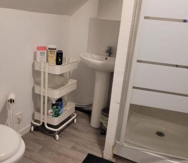 La Chapelle-Fortin Apartment | Studio au cœur des écuries