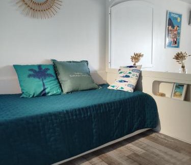 Toulon - Hyeres Apartment | Studio au Port de Hyères