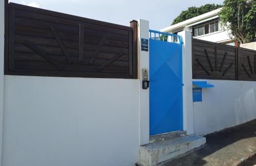 Saint-Claude House | Studio avec piscine privée, idéalement situé