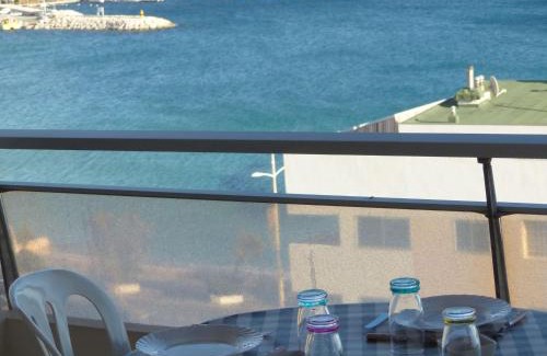 Le Lavandou Apartment | Studio avec Vue Mer, Terrasse, Climatisation et Parking au Lavandou - FR-1-308-161