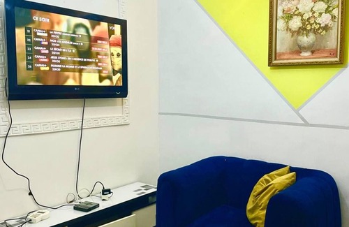 Douala Apartment | Studio B2,b-ssadi Santa Lucia,wifi, Canal, Gardien