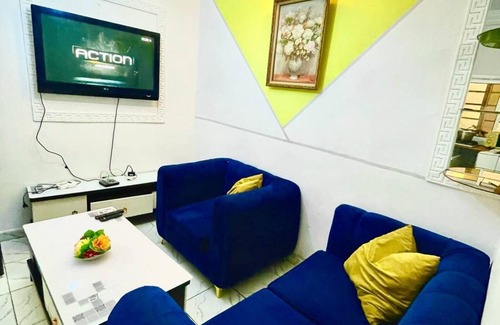 Douala Apartment | Studio B2,b-ssadi Santa Lucia,wifi, Canal, Gardien