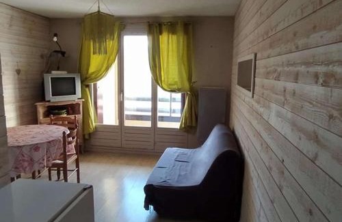 Barcelonnette Apartment | Studio cabine 26m² avec balcon sud-ouest à Barcelonnette - FR-1-804-45
