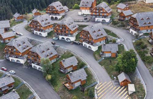 Pra Loup Apartment | Studio cabine 6 personnes avec balcon, parking et casier à ski - FR-1-504-124