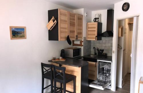 Allos Apartment | Studio chaleureux à la Foux D’Allos