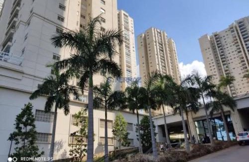 Picanco Apartment | Studio Cidade Maia equipado 13