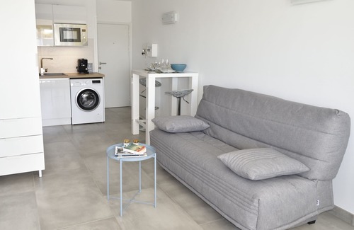 Carnon-Plage Apartment | Studio Classé 3 Étoiles à Carnon. Entre Port et Plage. Idéal Pour un Couple