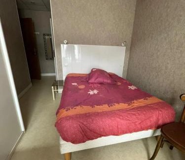 Neris-les-Bains Apartment | Studio confortable à Néris-les-Bains - 18 m² + Balcon