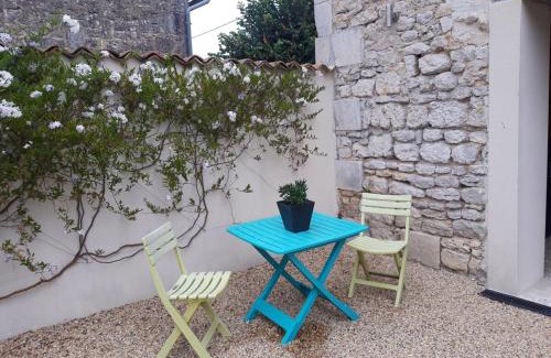 Linars Apartment | Studio de charme entièrement rénové