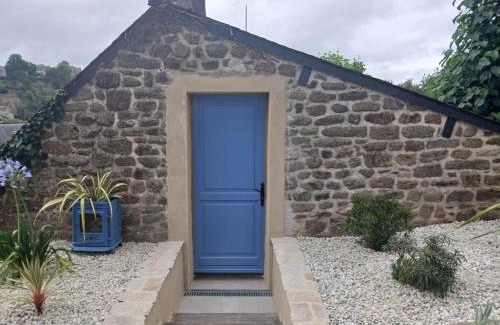 Lanvallay Apartment | Studio de la Maison Bleue