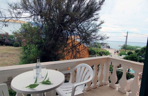 Agios Georgios Apartment | Studio Dimitris Studio 4 Agios Georgios Pagoi