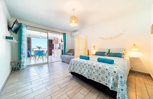 St Gilles-les-Bains Apartment | Studio du Lagon vue mer St Gilles les Bains Centre 500m de la plage