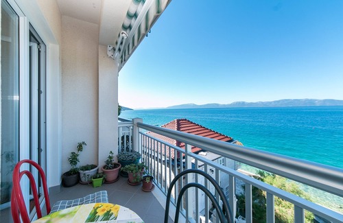 Brist Apartment | Studio flat near beach Brist, Makarska (AS-15714-a)