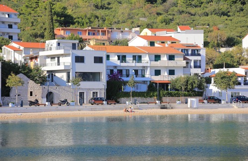 Igrane Apartment | Studio flat near beach Igrane, Makarska (AS-6653-a)