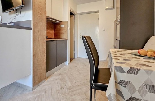 Mareda Apartment | Studio flat with balcony Mareda, Novigrad (AS-21642-a)