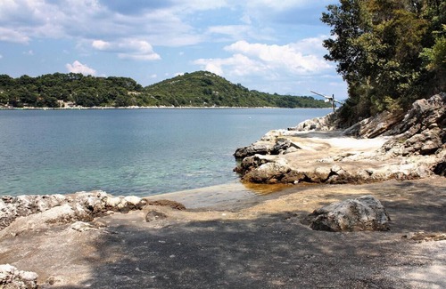 Sobra Apartment | Studio flat with air-conditioning Sobra, Mljet (AS-18465-a)