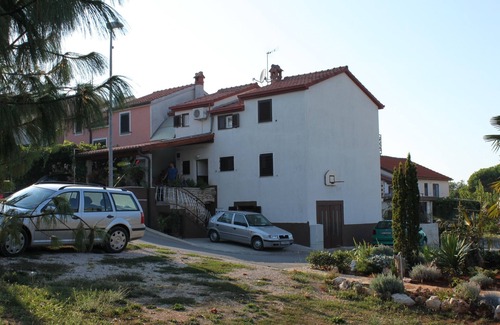 Dajla Apartment | Studio flat with terrace Dajla, Novigrad (AS-6935-a)