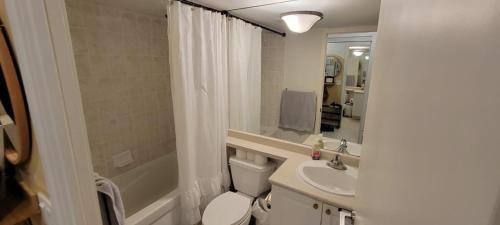 Fort York Apartment | Studio for 2 in Downtown Toronto