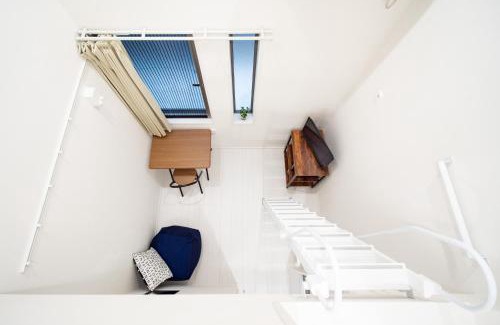 Higashiikebukuro Apartment | Studio G2 by Tranova