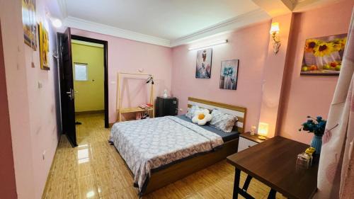 Dong Da House | Studio hoa xinh