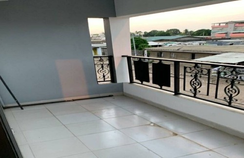 Grand-Bassam Apartment | Studio in a luxury building.