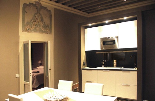 Vicenza Apartment | Studio in Casa Cogollo, called "House of Palladio" in the historic center of Vicenza: