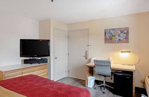 Clinton Apartment | Studio in Clinton, IA: Your perfect rental awaits