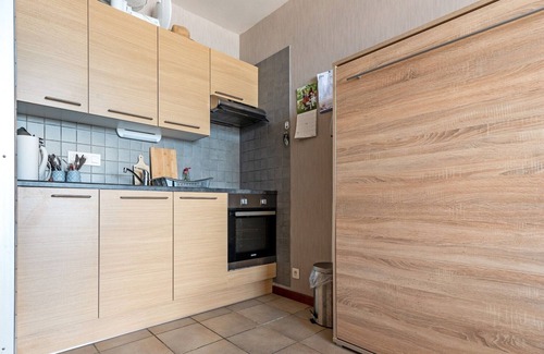 Raversijde Apartment | Studio in Ostend with Stunning Sea Views