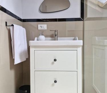 Sector 1 Apartment | Studio in the attic with private bathroom