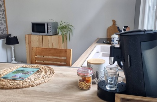 Isigny-le-Buat Apartment | Studio in the heart of a Normandy house between Mont Saint Michel and the bocage