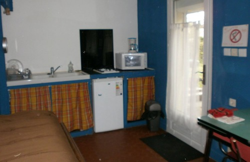 Fleury-les-Aubrais Apartment | Studio Independent equipped Gîte in FLEURY LES AUBRAIS.