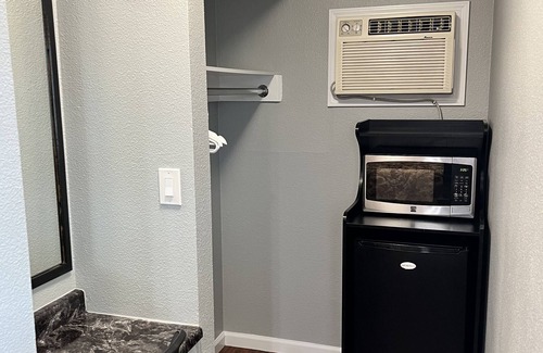 Livermore Hotel | Studio Inn Livermore