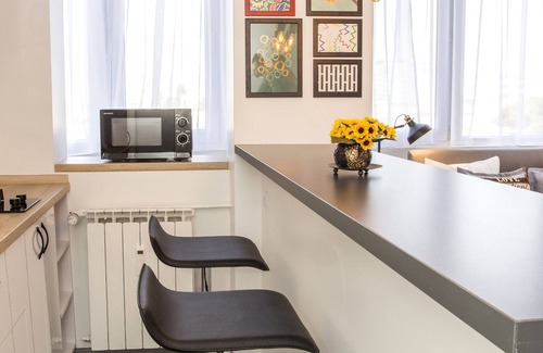 Bucharest Apartment | Studio L by MRG Apartments
