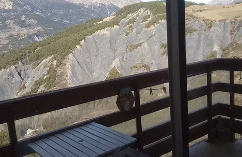 Le Sauze Apartment | Studio "le Châlet" Sauze Resort Center