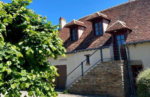 Pouligny-Notre-Dame Apartment | Studio Le Gachet