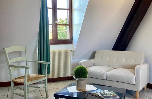 Pouligny-Notre-Dame Apartment | Studio Le Gachet